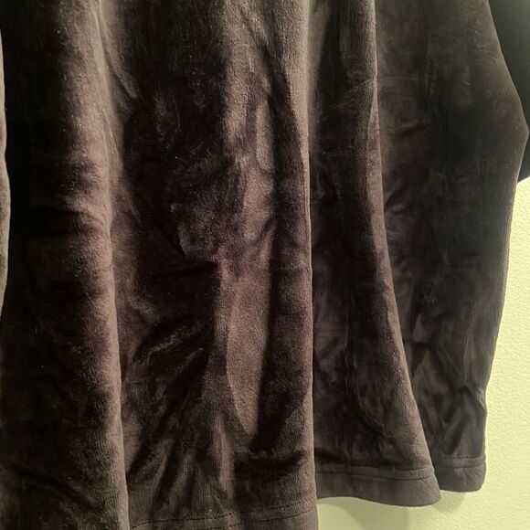 Gap Women's Velvet Velour Short Sleeve Crew Neck Top - Picture 4 of 5